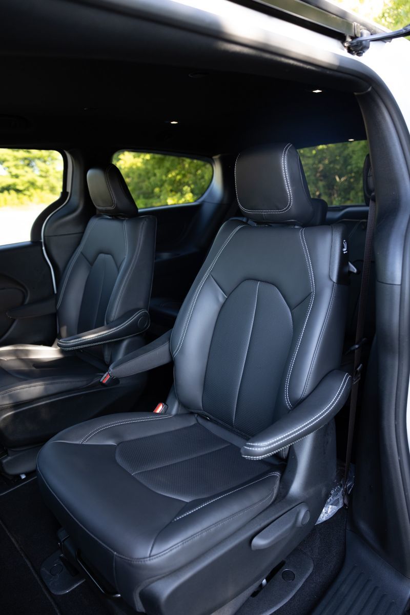 Chrysler Pacifica Hybrid  2024 à Nicolet, Québec