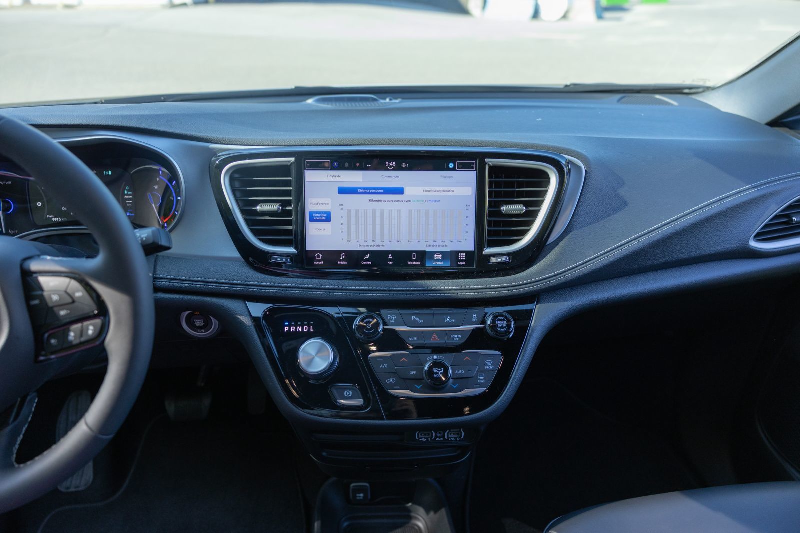 Chrysler Pacifica Hybrid  2024 à Nicolet, Québec
