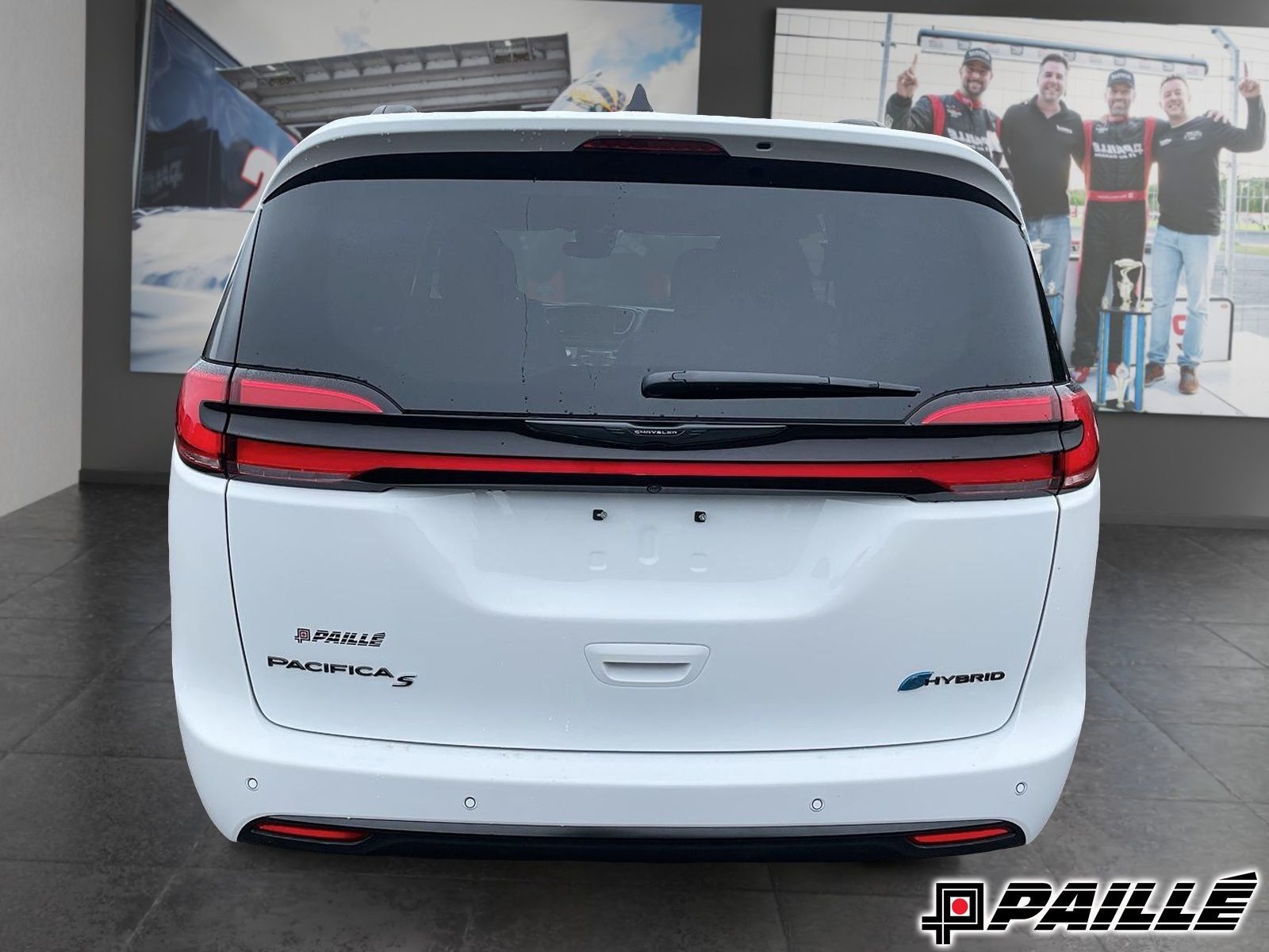 2024 Chrysler Pacifica Hybrid in Sorel-Tracy, Quebec