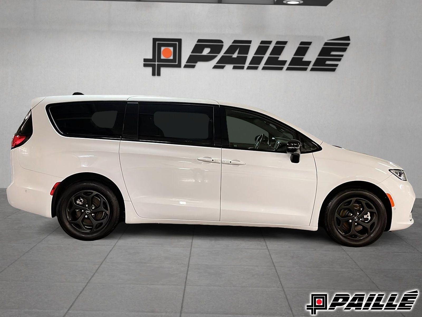 Chrysler Pacifica Hybrid  2024 à Sorel-Tracy, Québec