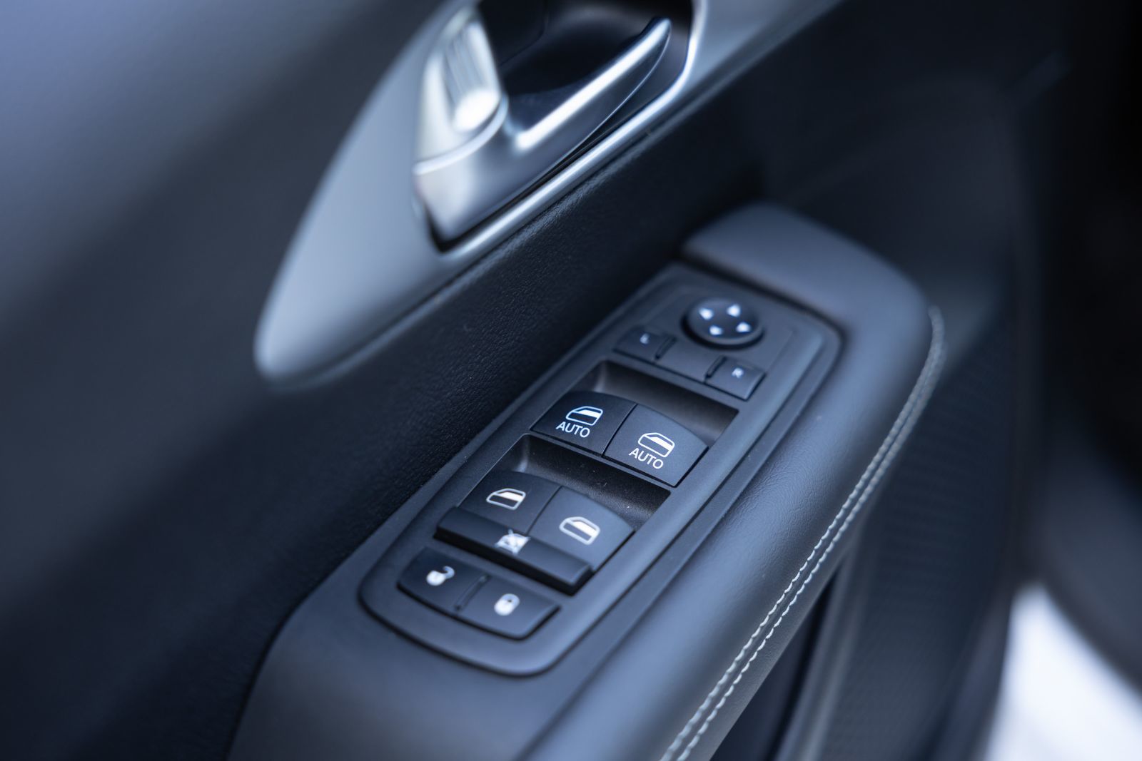 2024 Chrysler Pacifica Hybrid in Berthierville, Quebec