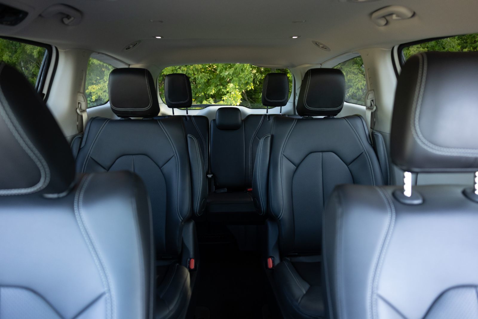2024 Chrysler Pacifica Hybrid in Berthierville, Quebec