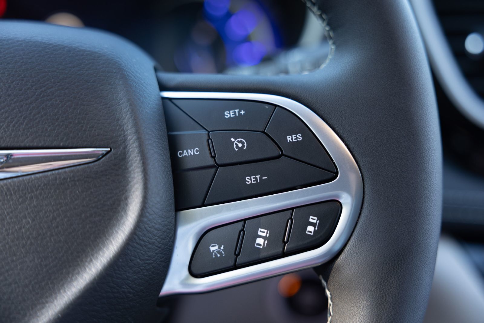 2024 Chrysler Pacifica Hybrid in Berthierville, Quebec