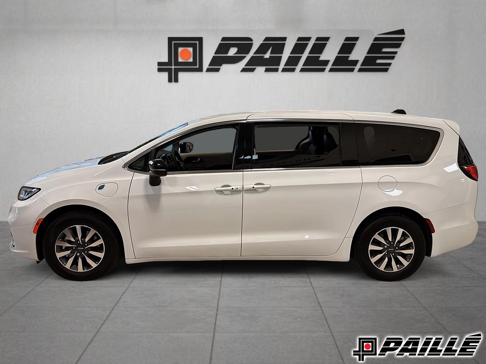Chrysler Pacifica Hybrid  2024 à Sorel-Tracy, Québec
