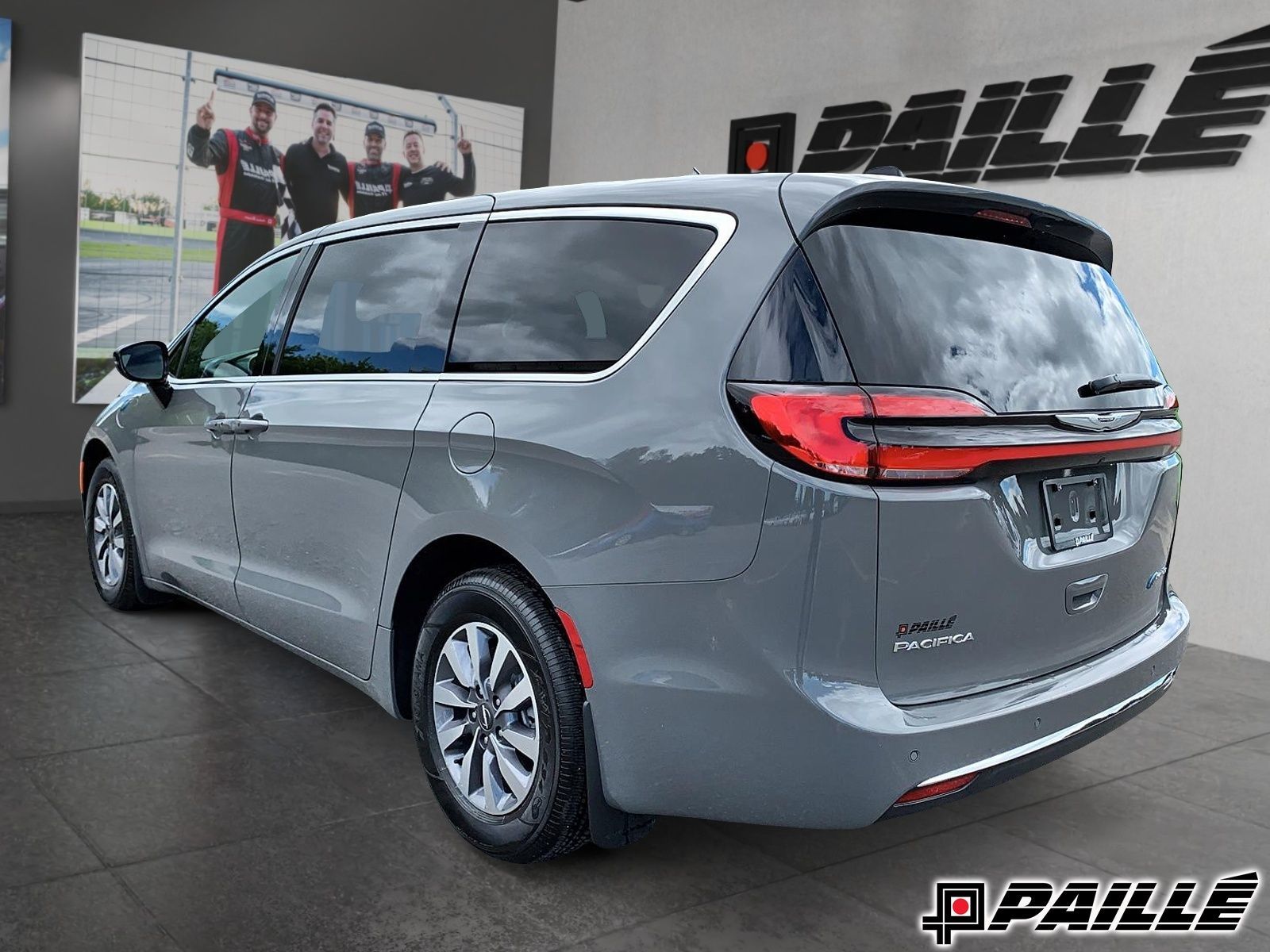 Chrysler Pacifica Hybrid  2025 à Sorel-Tracy, Québec