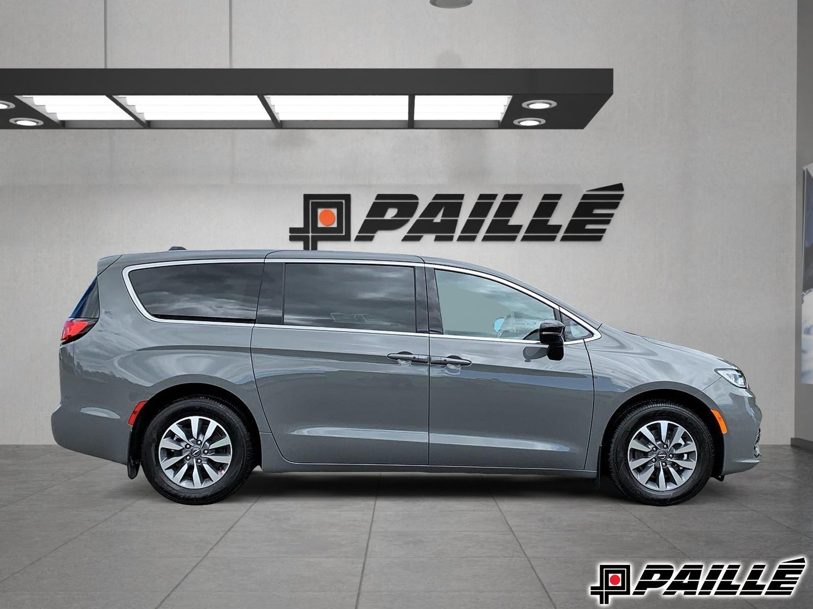 Chrysler Pacifica Hybrid  2025 à Sorel-Tracy, Québec