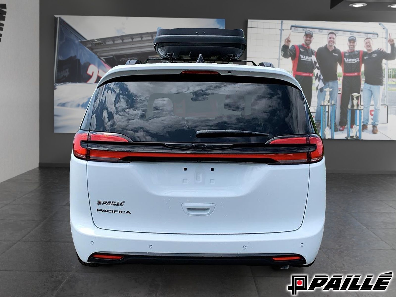 2025 Chrysler Pacifica in Nicolet, Quebec