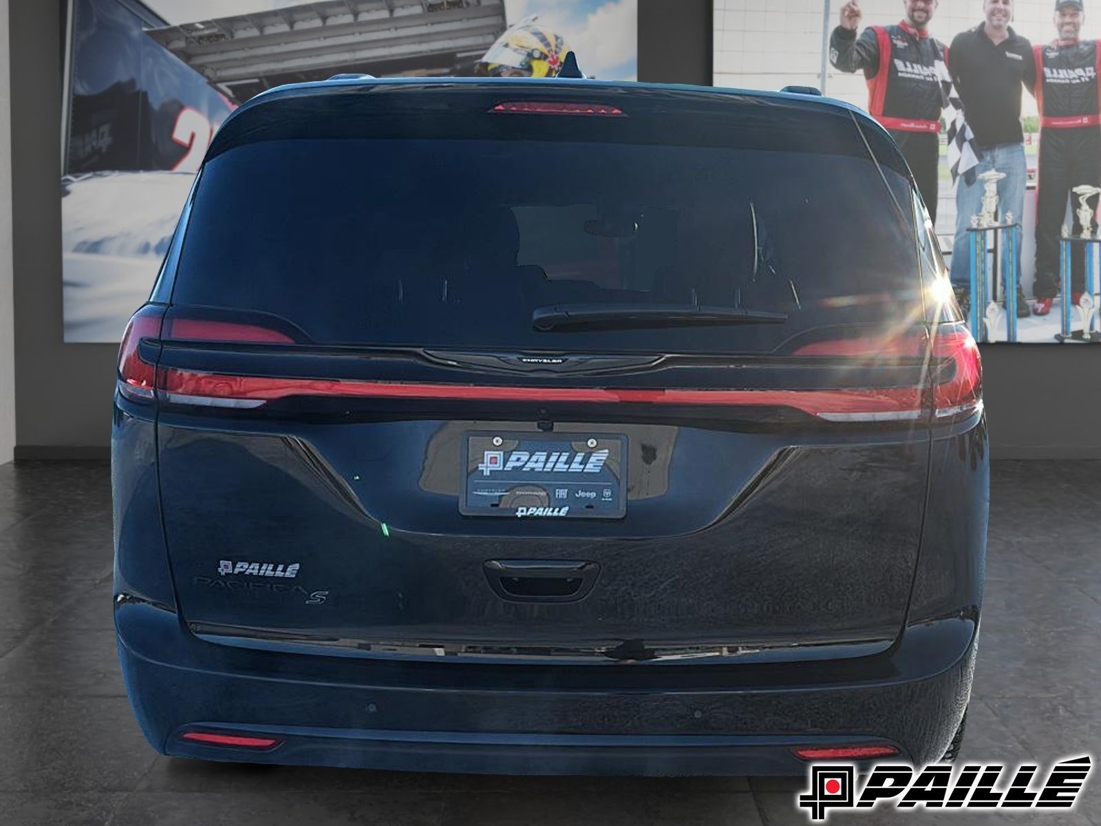 2026 Chrysler Pacifica in Nicolet, Quebec
