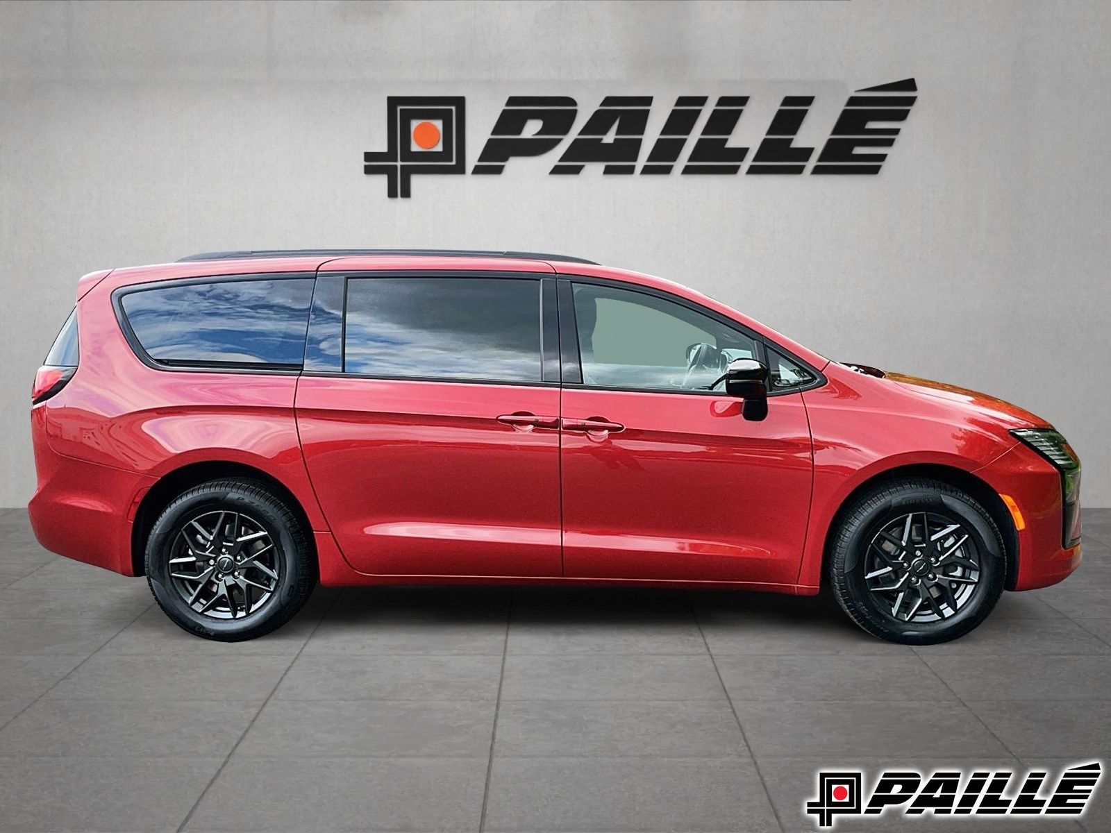 Chrysler Pacifica  2027 à Nicolet, Québec