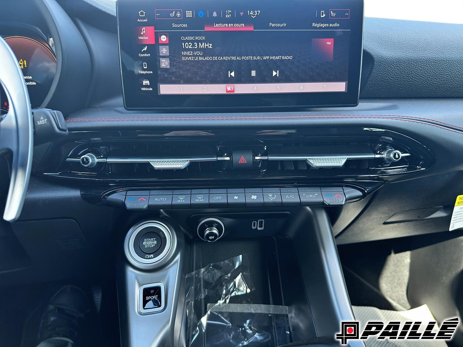 2024 Dodge Hornet PHEV in Nicolet, Quebec