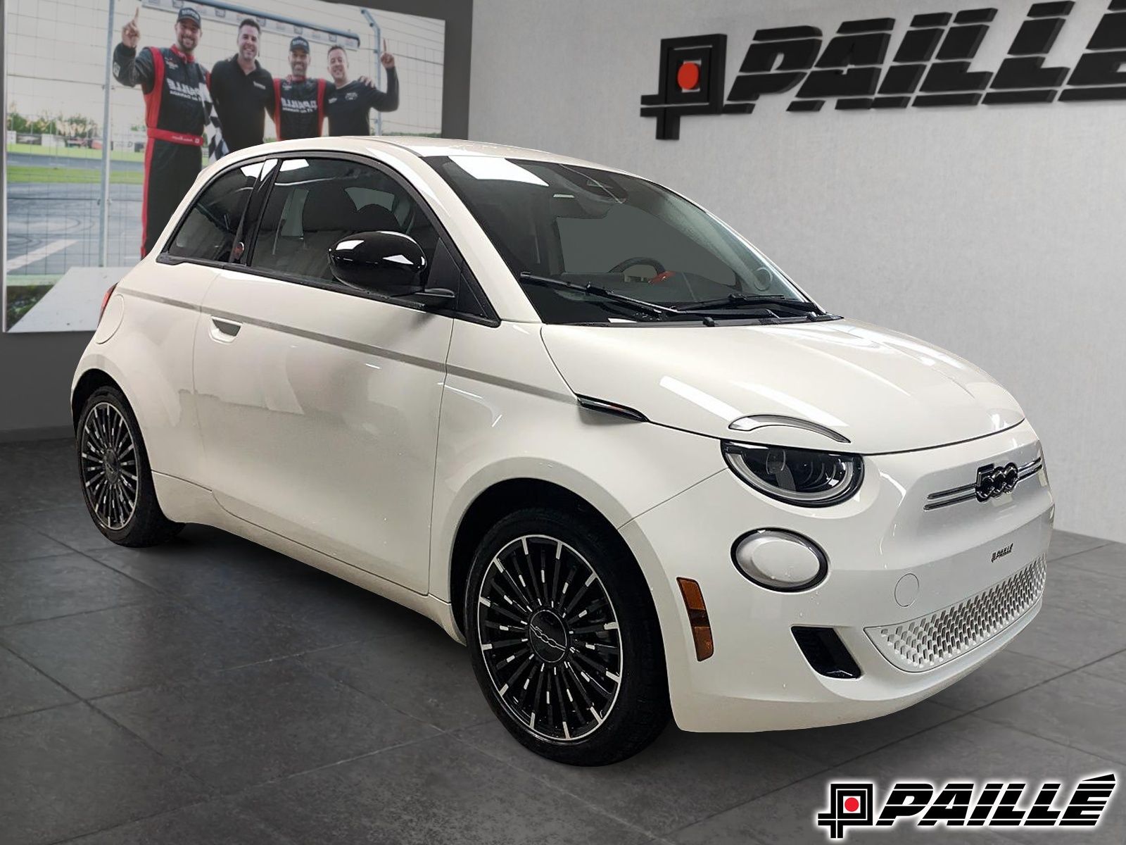 2025 Fiat 500e RED