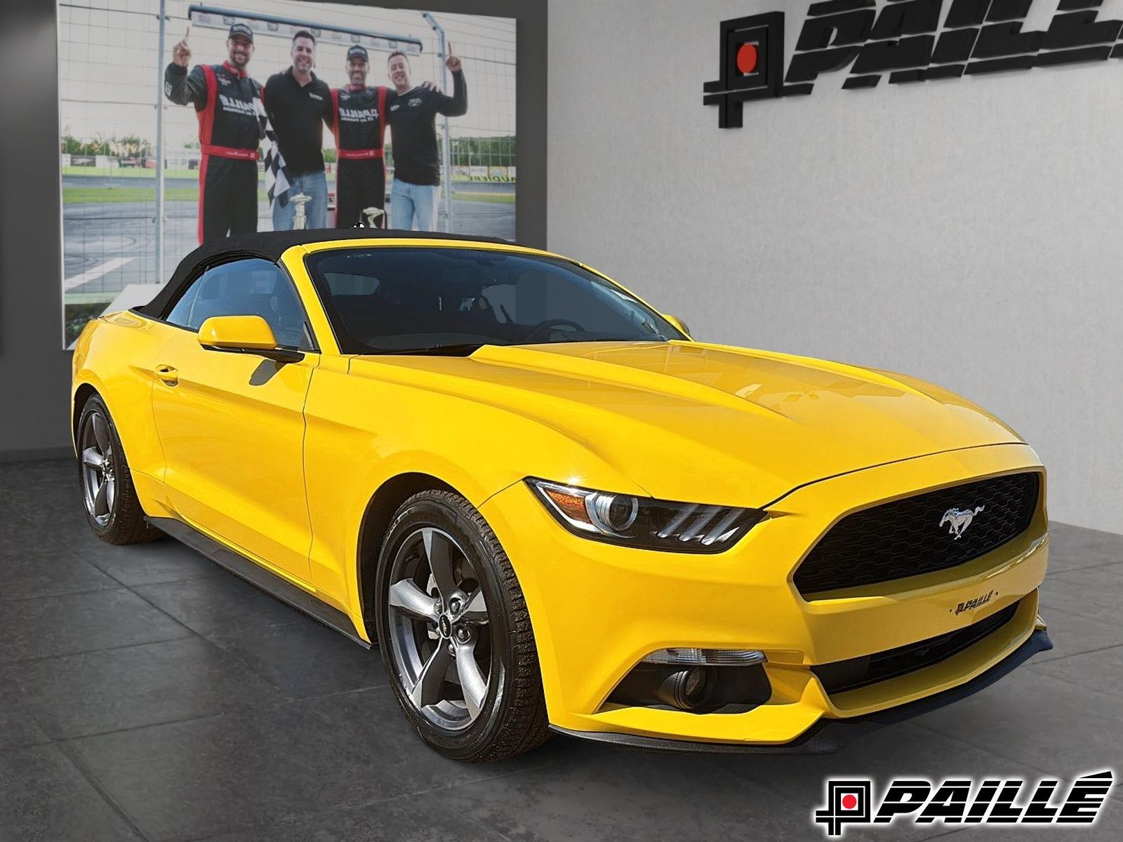 2017 Ford Mustang in Nicolet, Quebec