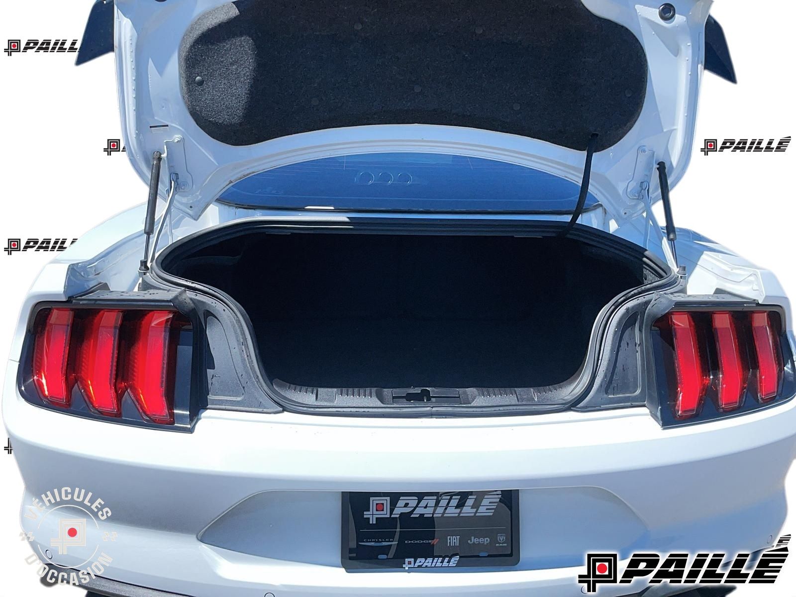 Ford Mustang  2022 à Sorel-Tracy, Québec