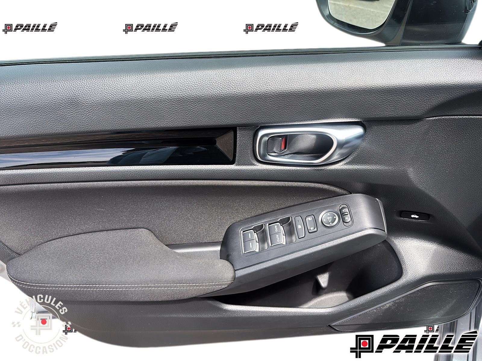 2025 Honda Civic Sedan Hybrid in Nicolet, Quebec