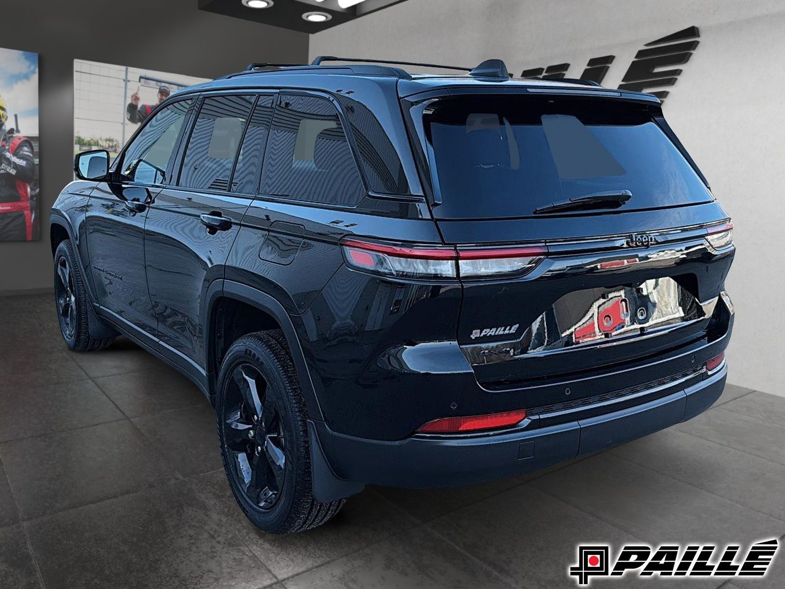 2023 Jeep Grand Cherokee in Nicolet, Quebec