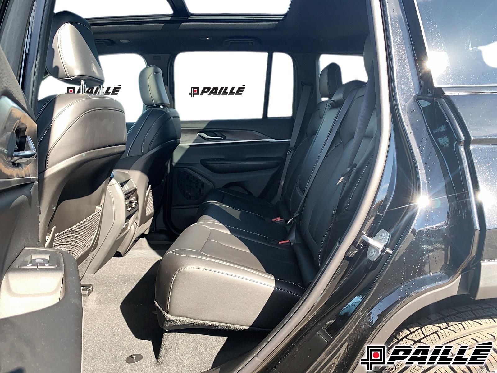 2025 Jeep Grand Cherokee in Nicolet, Quebec