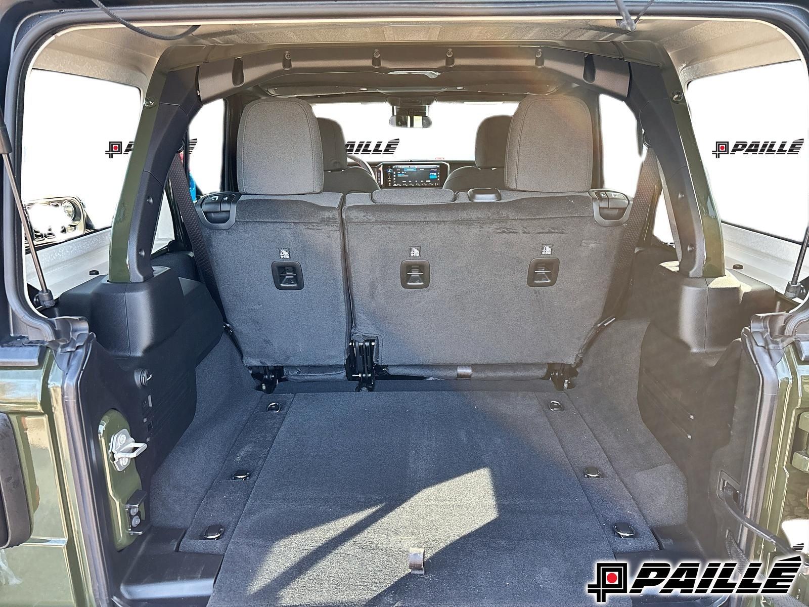 Jeep WRANGLER 4-Door  2024 à Nicolet, Québec