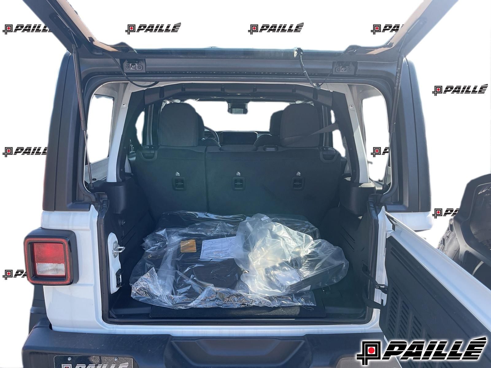 2024 Jeep WRANGLER 4-Door in Sorel-Tracy, Quebec