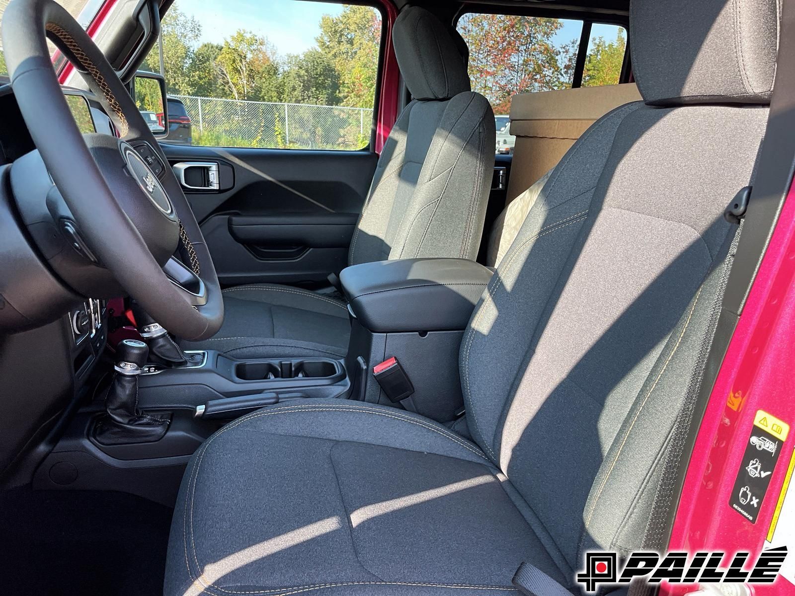 Jeep WRANGLER 4-Door  2024 à Nicolet, Québec