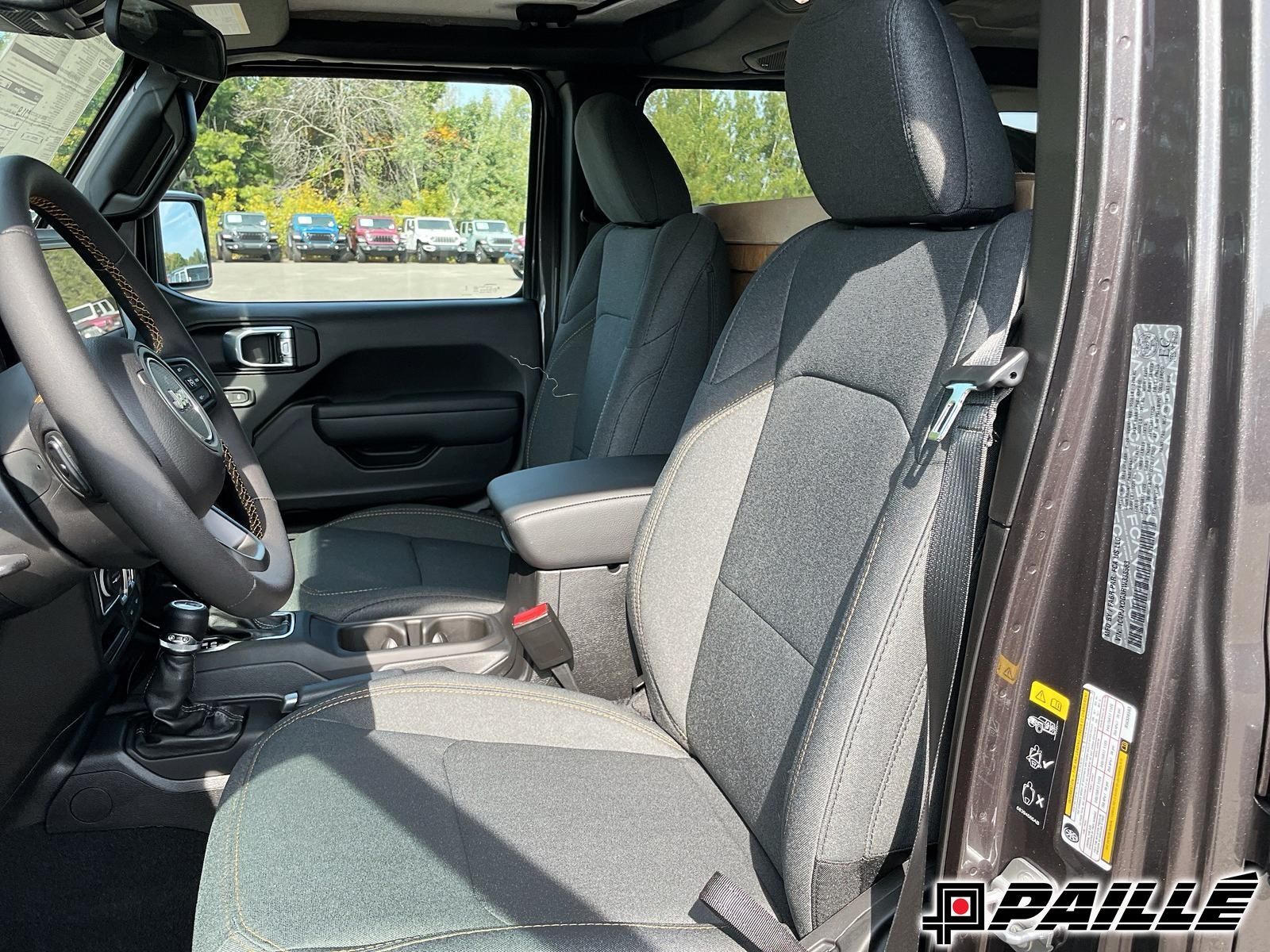 Jeep WRANGLER 4-Door  2024 à Nicolet, Québec