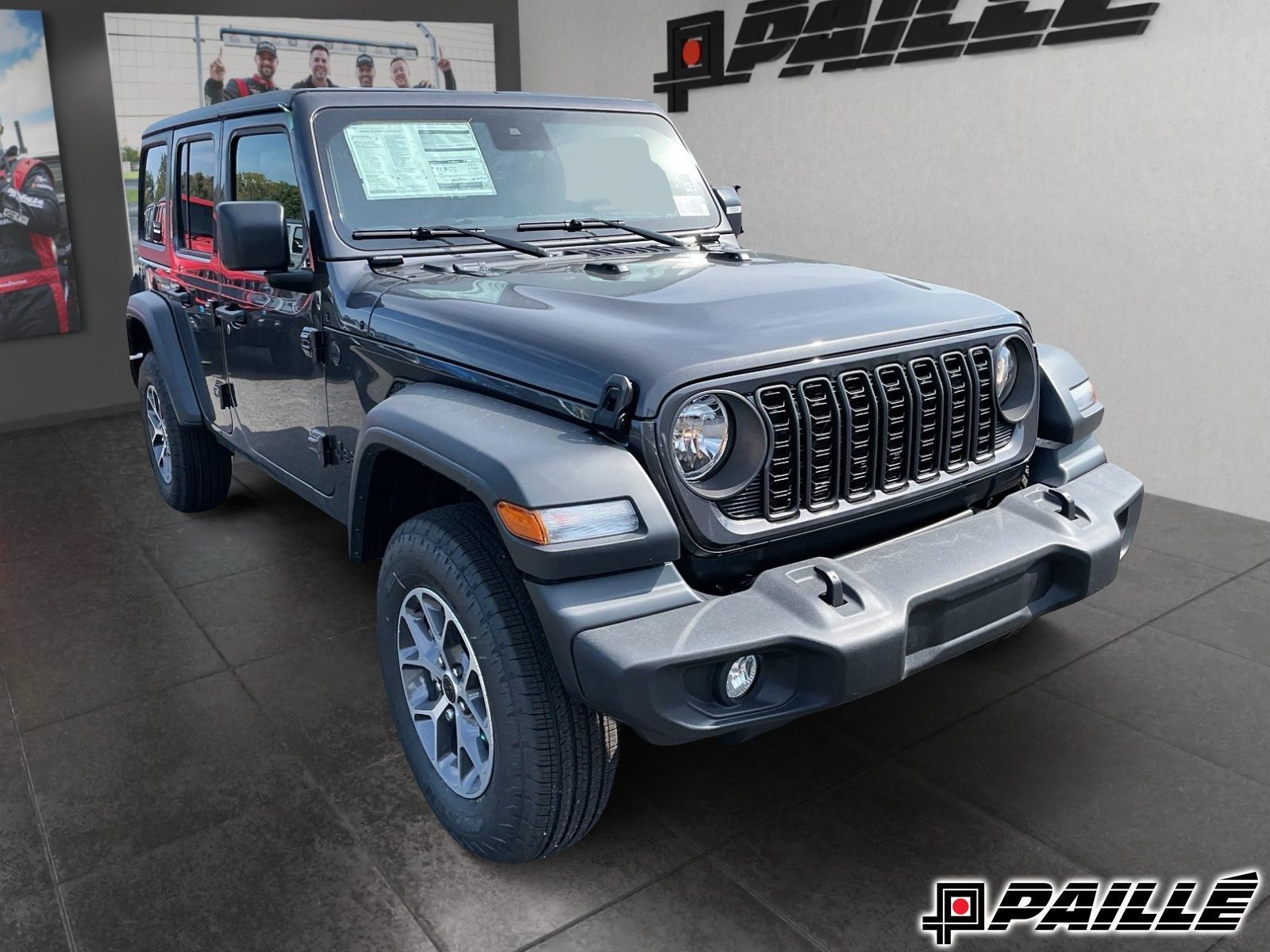 Jeep WRANGLER 4-Door  2024 à Nicolet, Québec