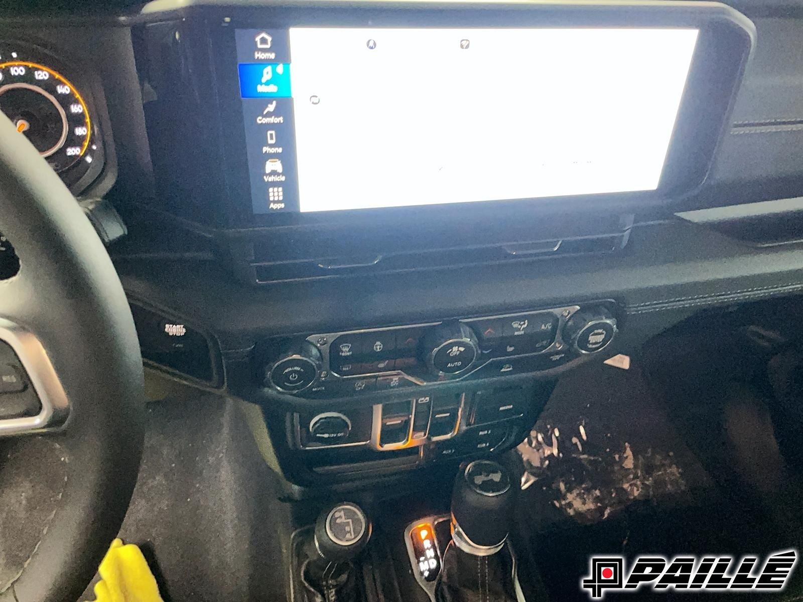 2026 Jeep Wrangler 4-Door in Nicolet, Quebec