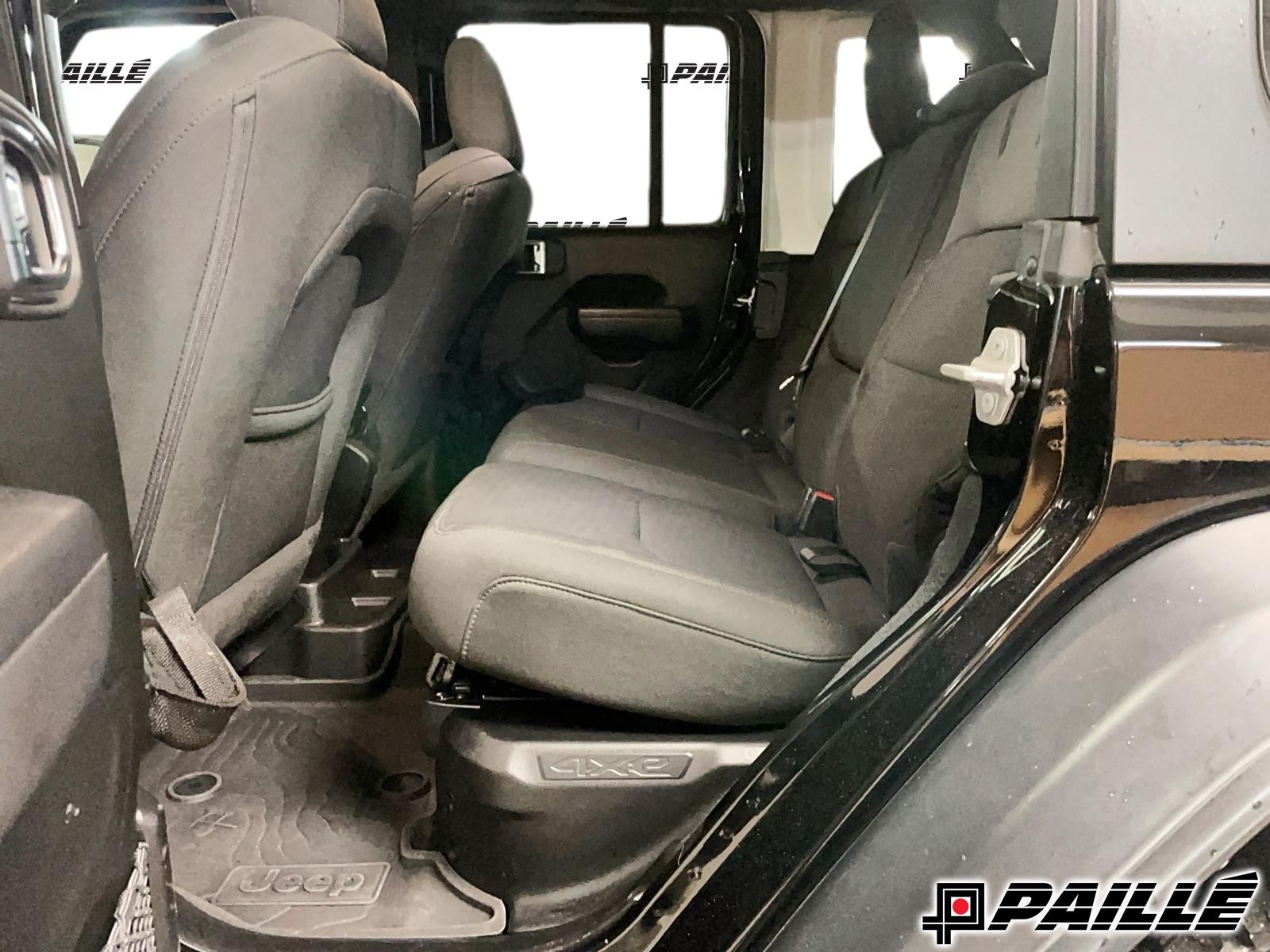 2023 Jeep Wrangler 4xe in Nicolet, Quebec