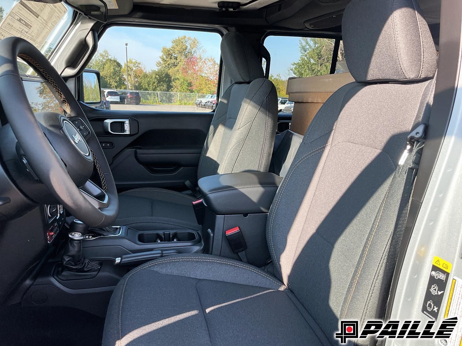 2024 Jeep WRANGLER 4-Door in Nicolet, Quebec