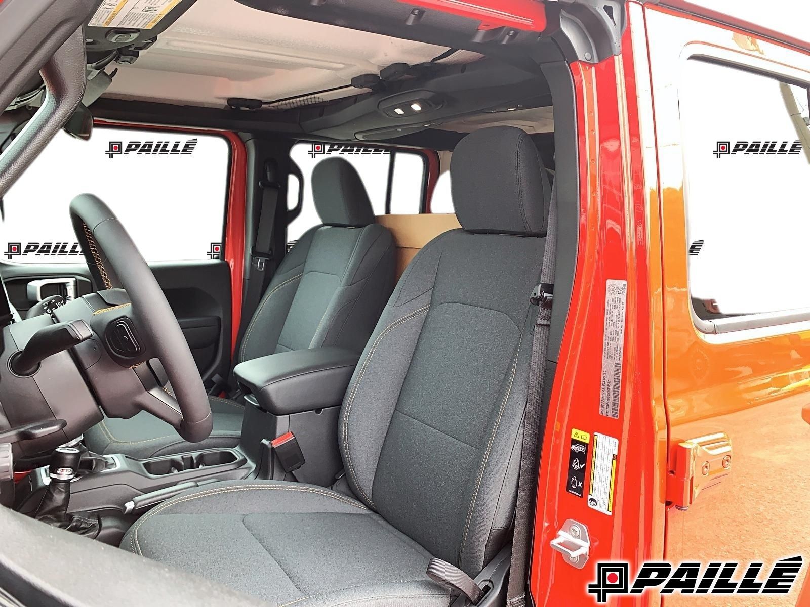 2024 Jeep WRANGLER 4-Door in Nicolet, Quebec
