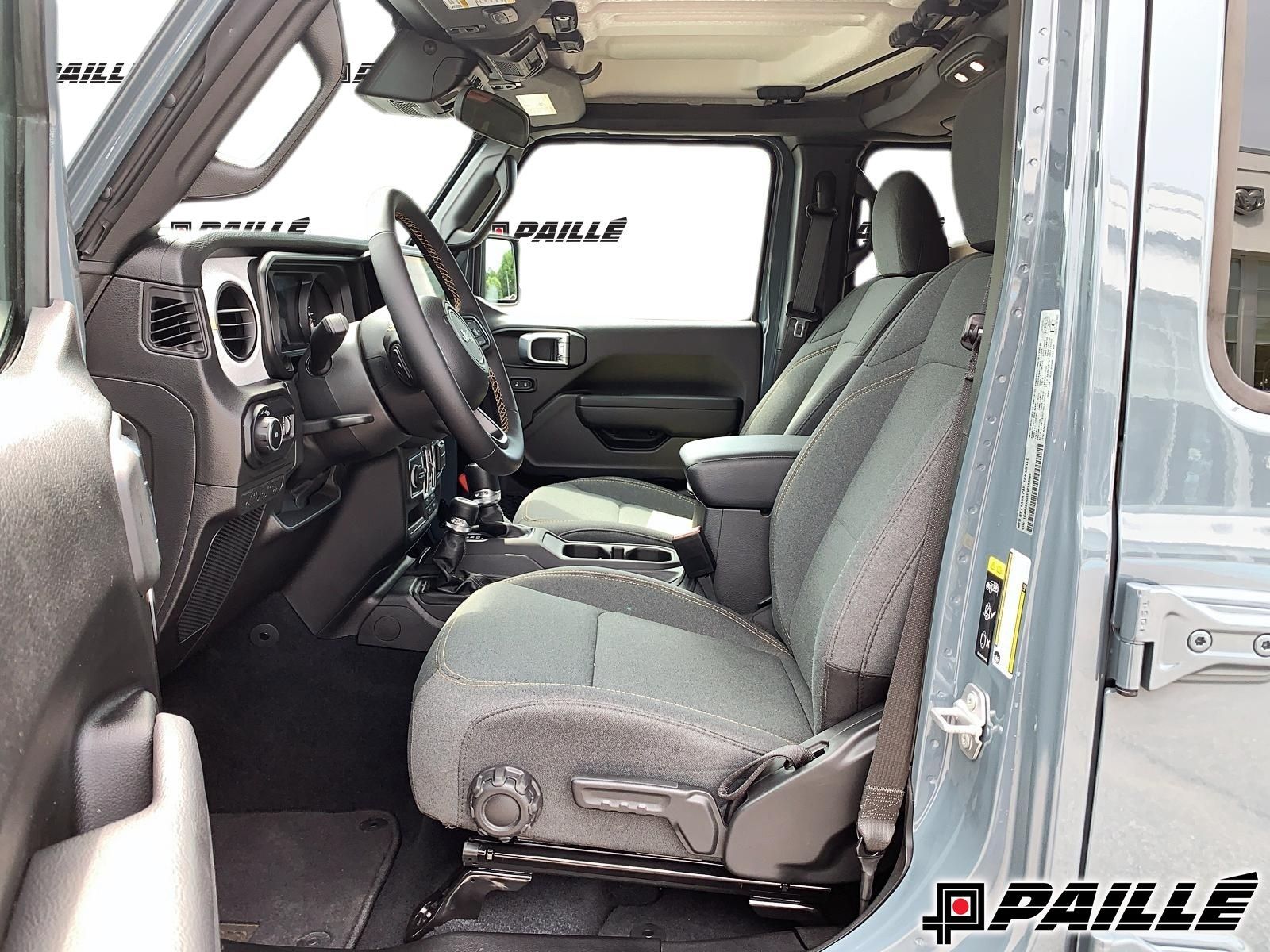 2024 Jeep WRANGLER 4-Door in Nicolet, Quebec