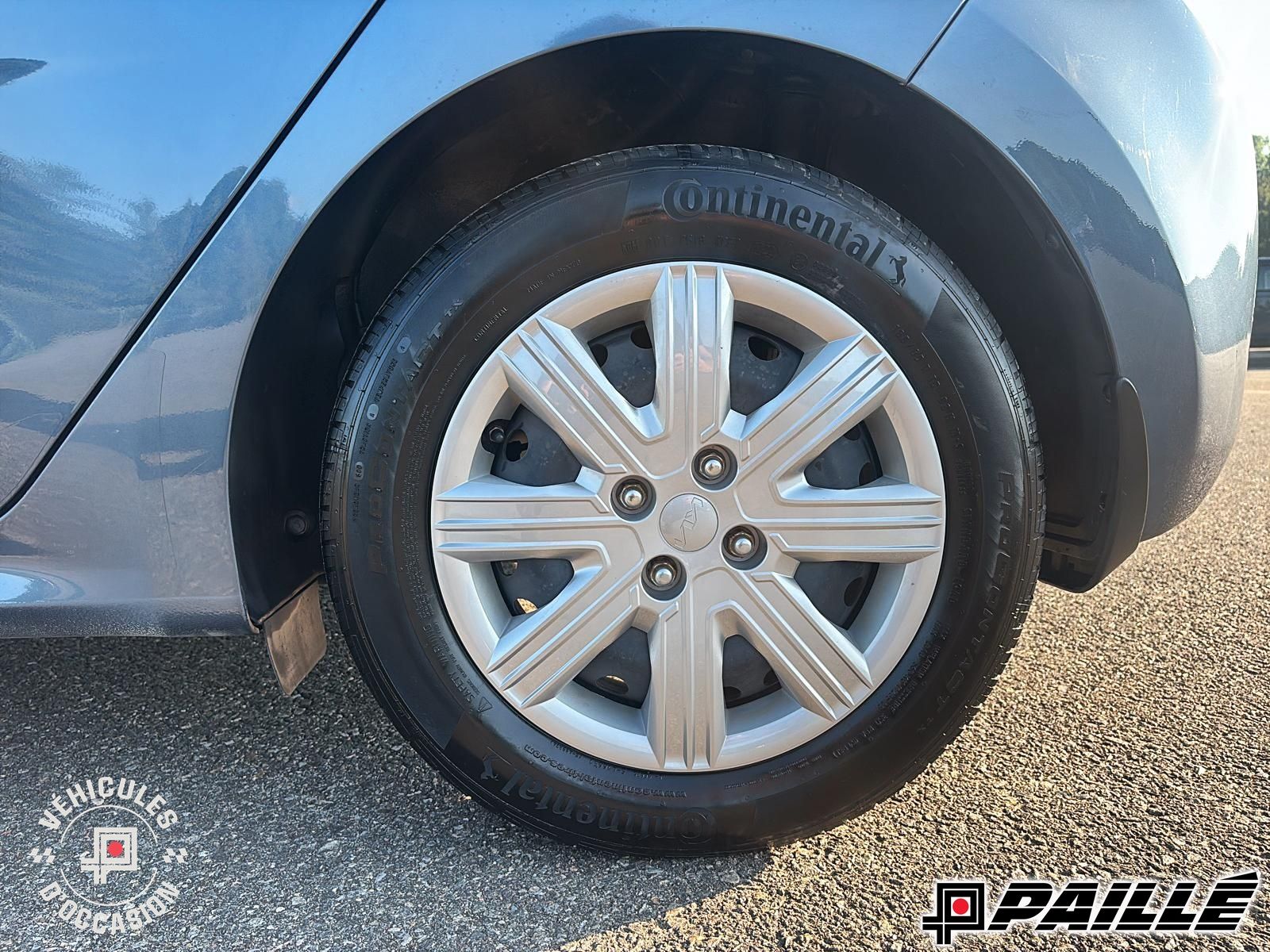 2023 Kia Rio 5-door in Nicolet, Quebec