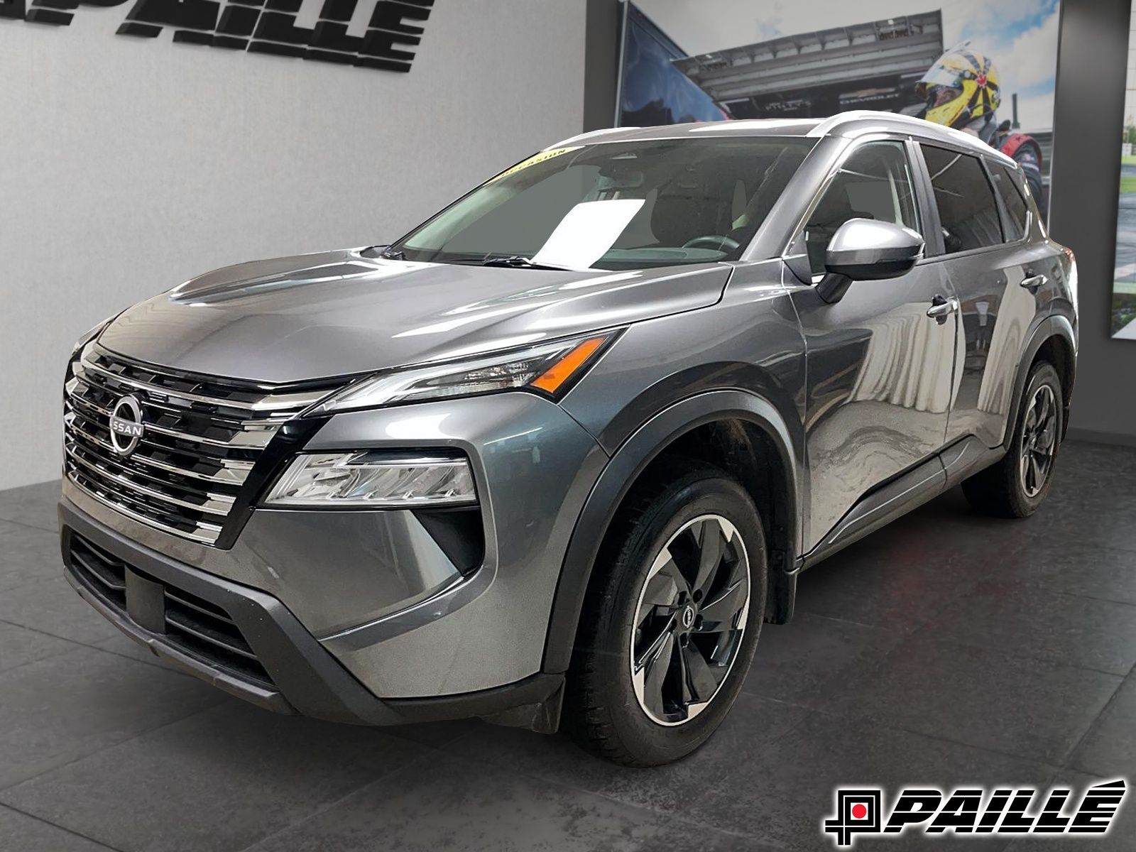 2025 Nissan Rogue in Nicolet, Quebec