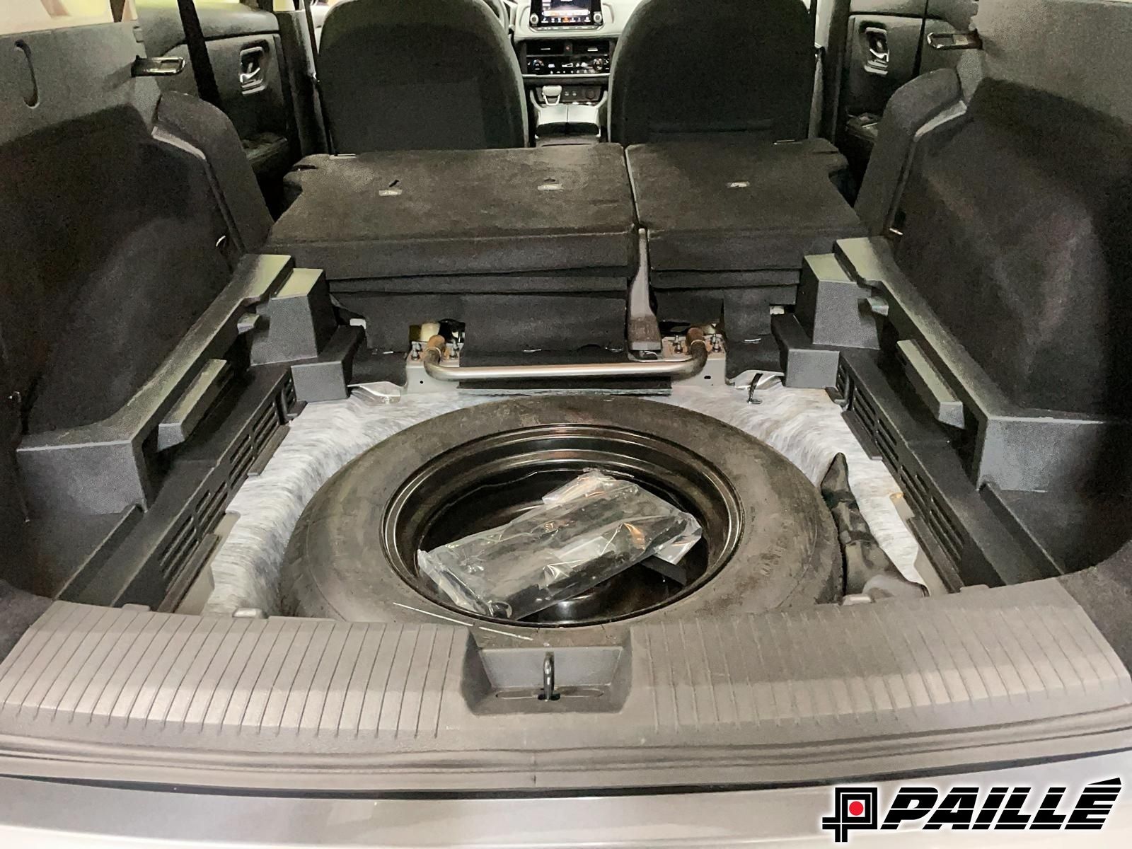 2025 Nissan Rogue in Nicolet, Quebec