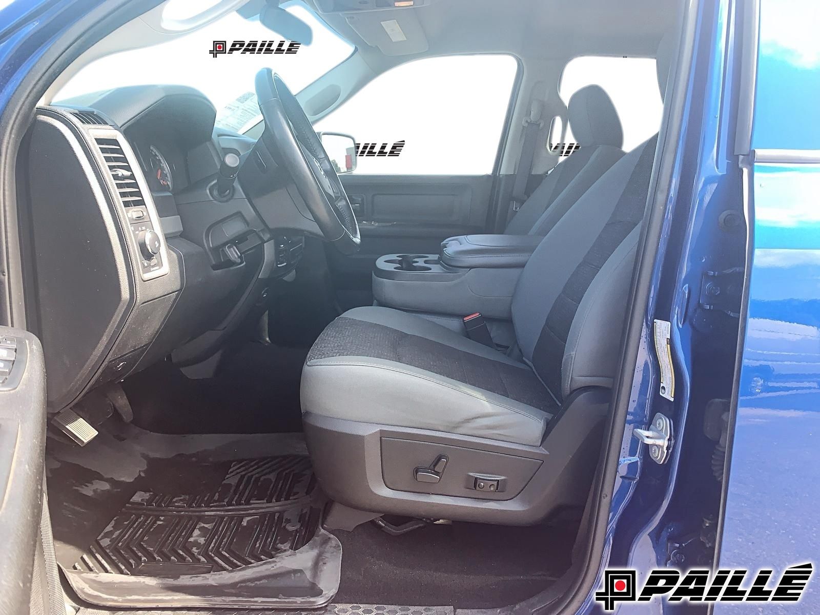 Ram 1500 Classic  2019 à Nicolet, Québec