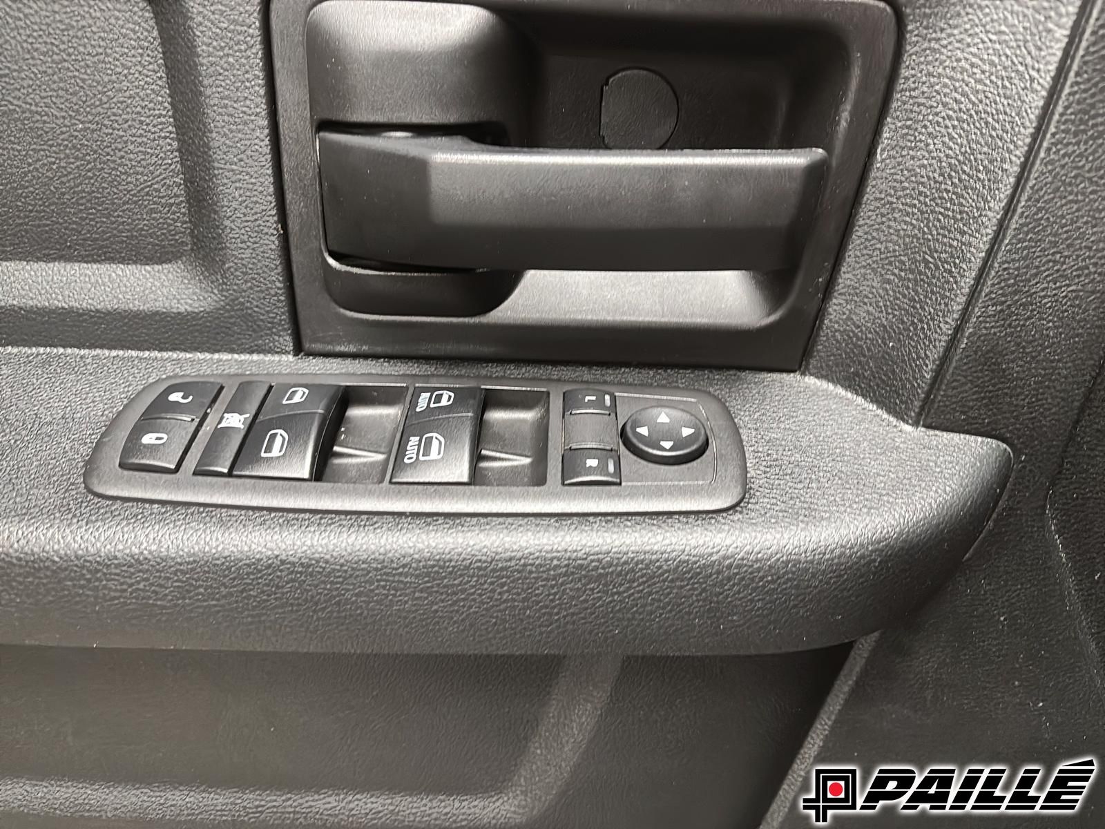 Ram 1500 Classic  2020 à Berthierville, Québec