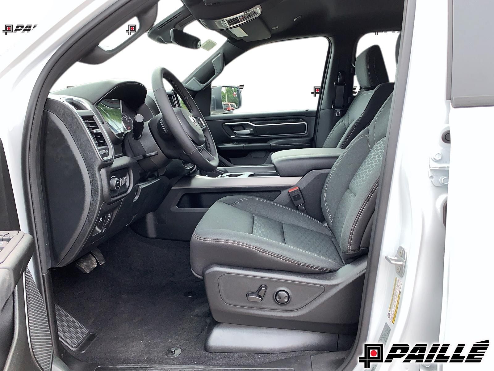 2025 Ram 1500 in Nicolet, Quebec