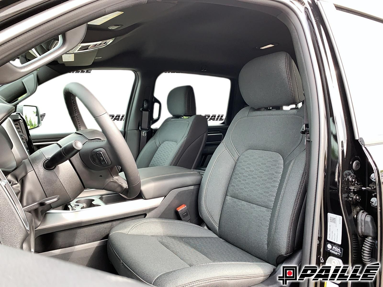 2025 Ram 1500 in Nicolet, Quebec