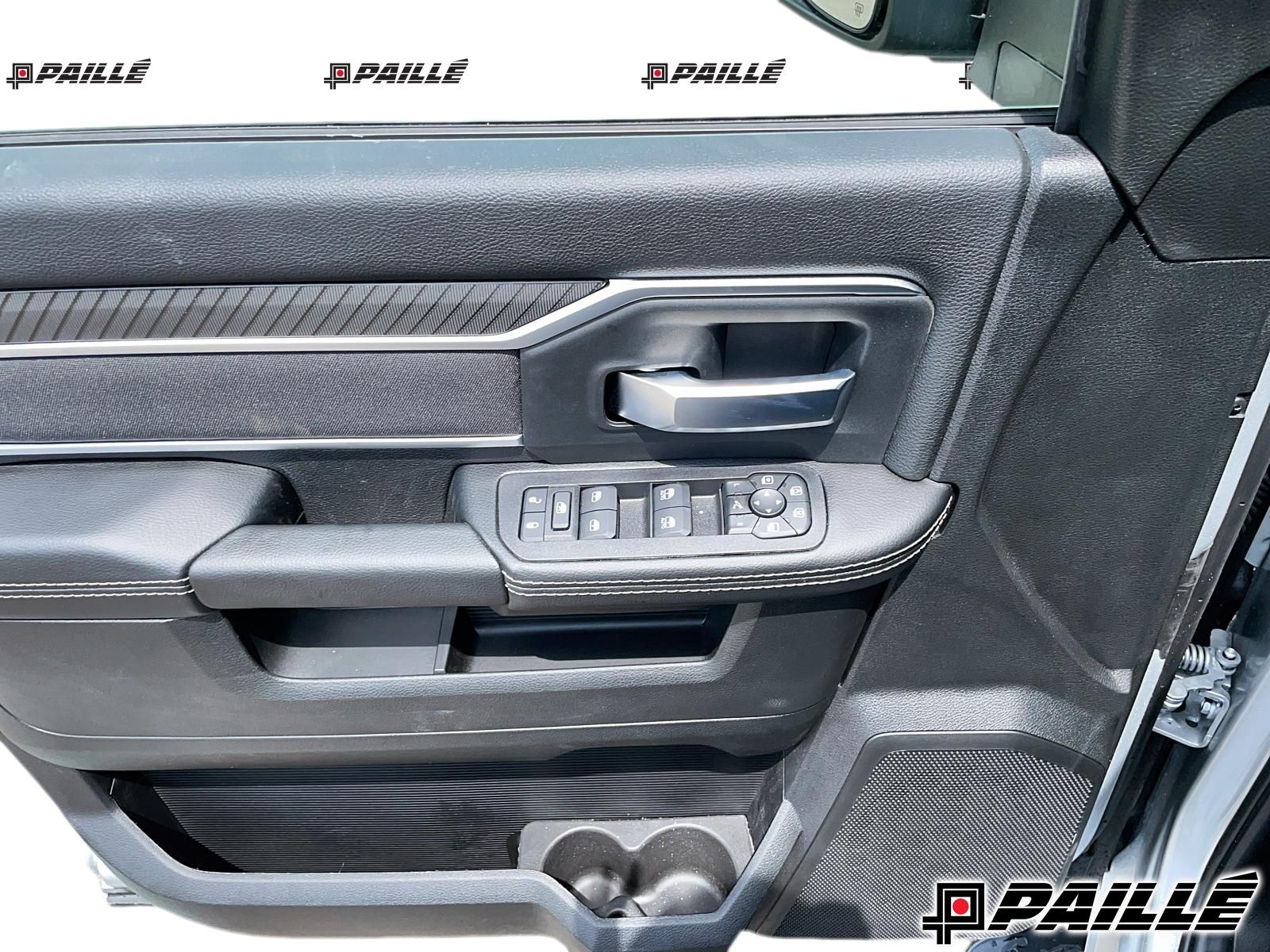 2026 Ram 2500 in Nicolet, Quebec