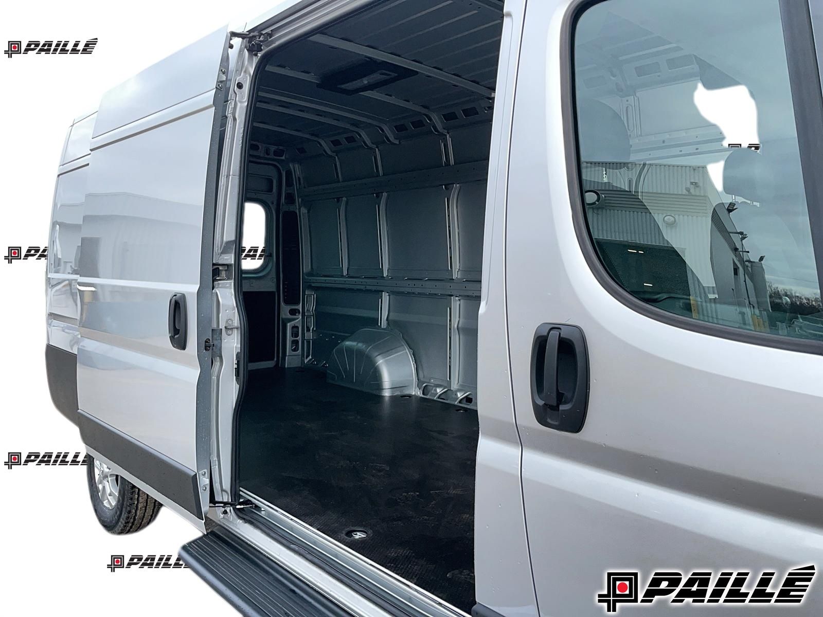 2026 Ram Promaster Cargo Van 3500 in Nicolet, Quebec