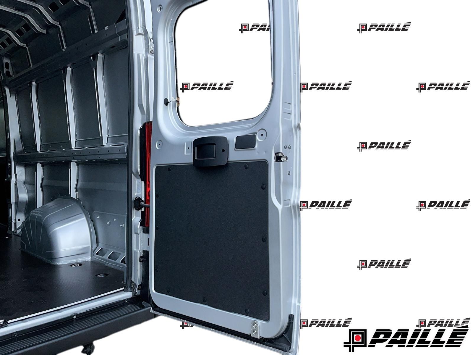 2026 Ram Promaster Cargo Van 3500 in Nicolet, Quebec