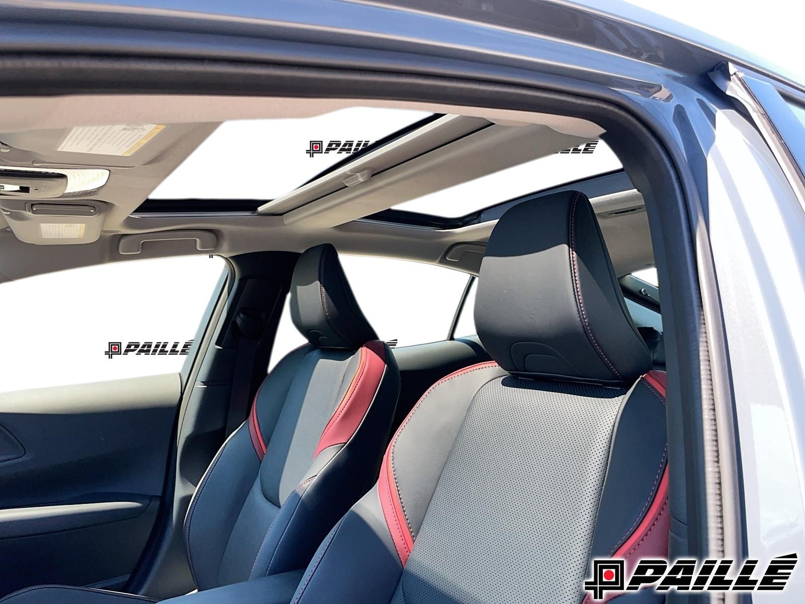 2025 Toyota Prius Plug-In Hybrid in Nicolet, Quebec