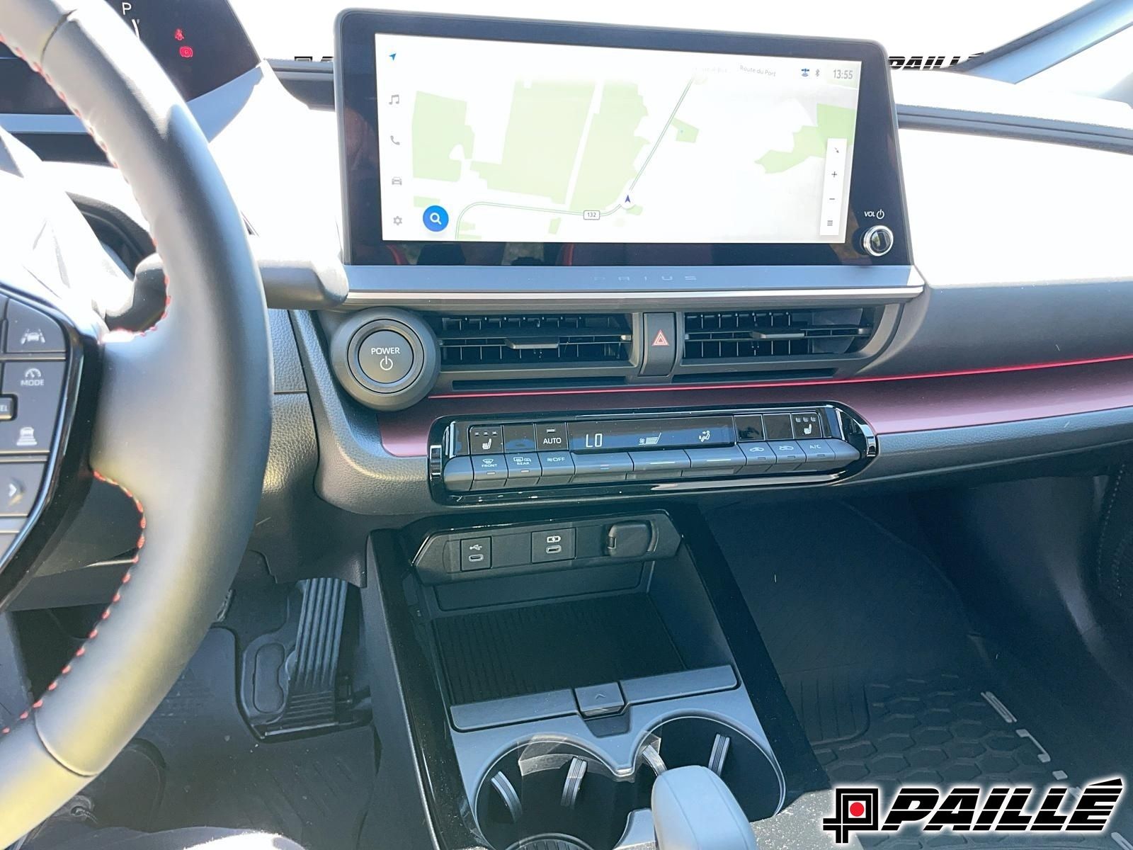 2025 Toyota Prius Plug-In Hybrid in Nicolet, Quebec