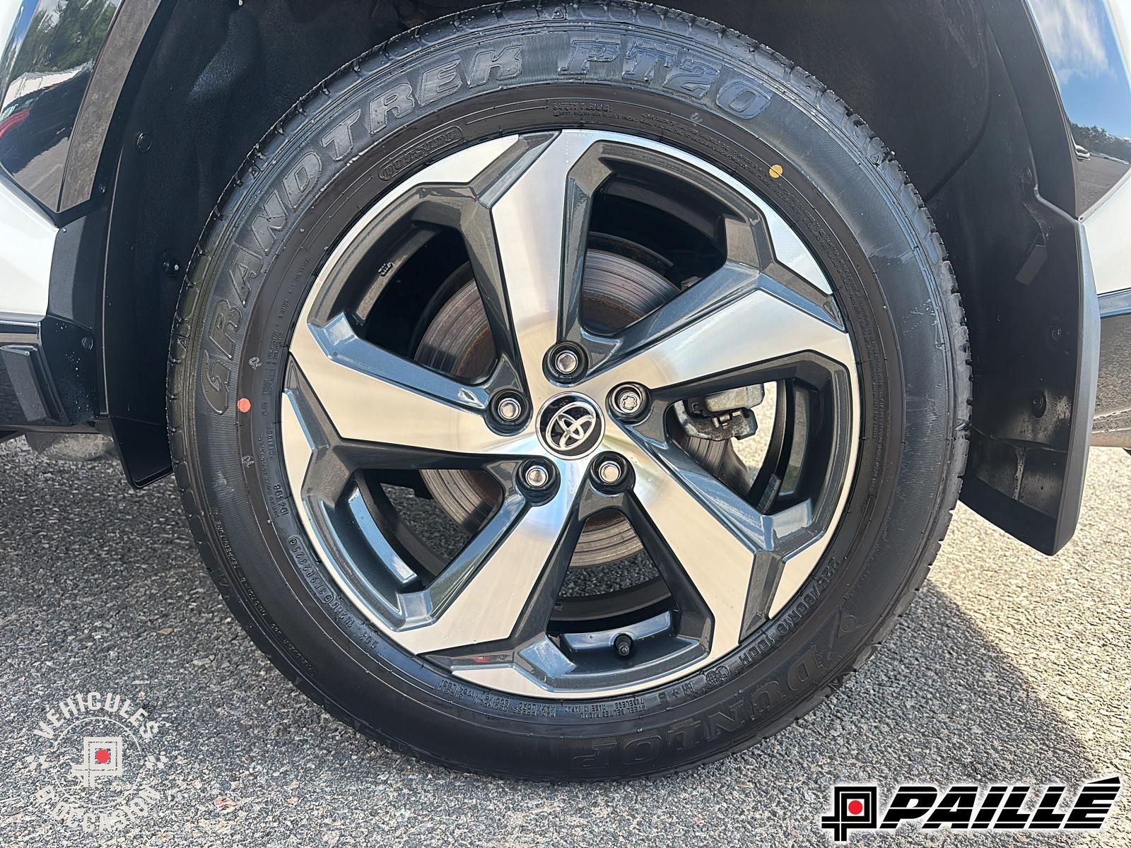 2025 Toyota RAV4 Plug-In Hybrid in Nicolet, Quebec