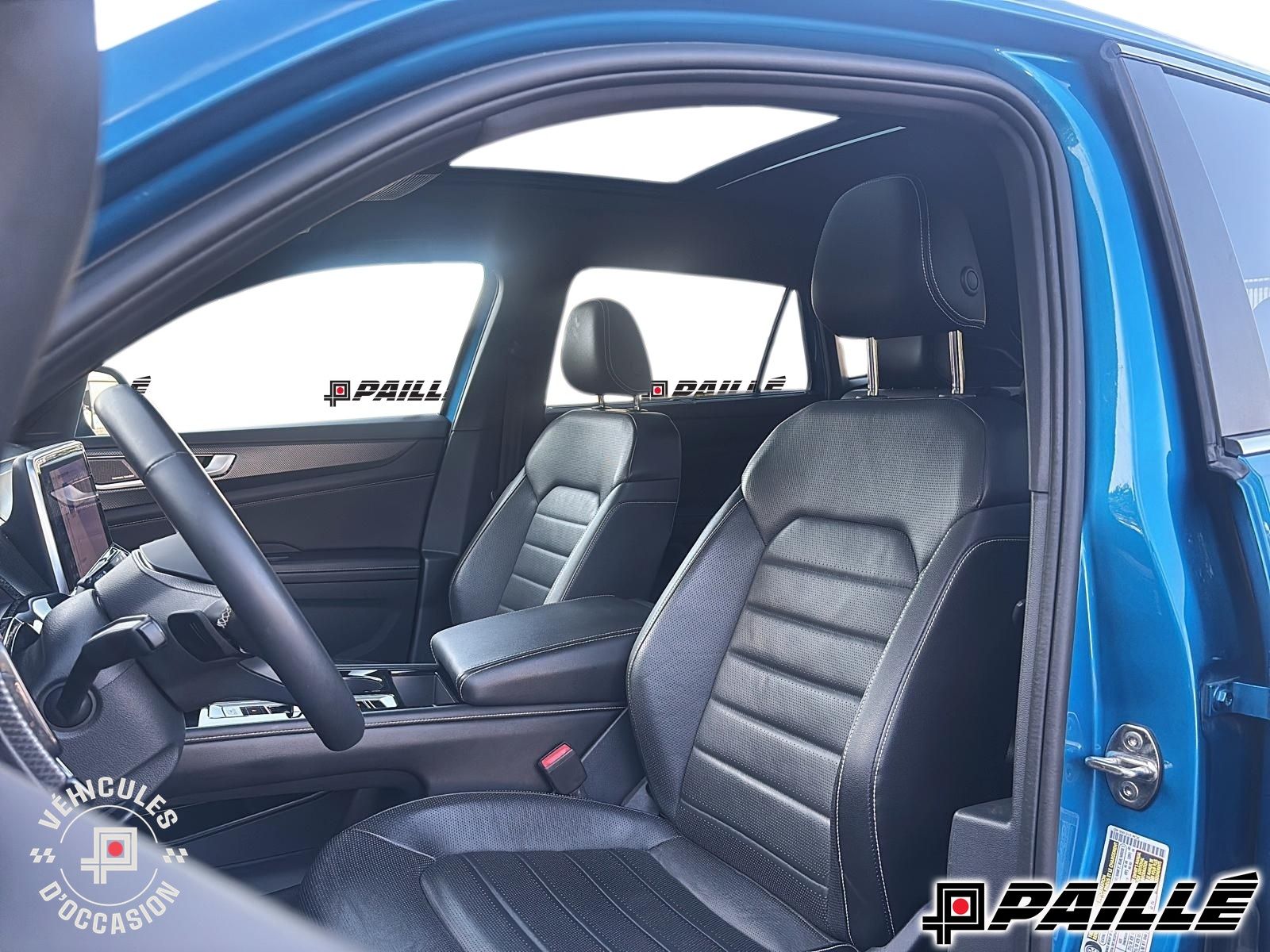 Volkswagen Atlas Cross Sport  2024 à Nicolet, Québec