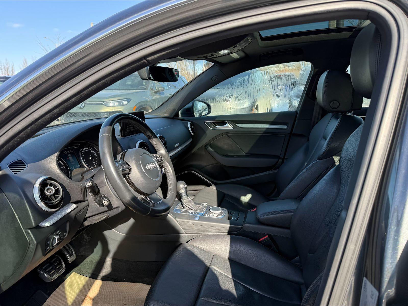 Audi A3 e-tron  2016 à Saint-Bruno-de-Montarville, Québec