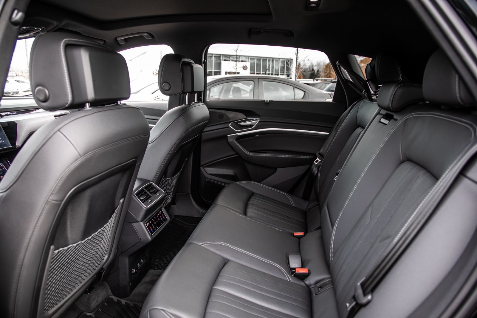 Audi e-tron  2022 à Saint-Bruno-de-Montarville, Québec