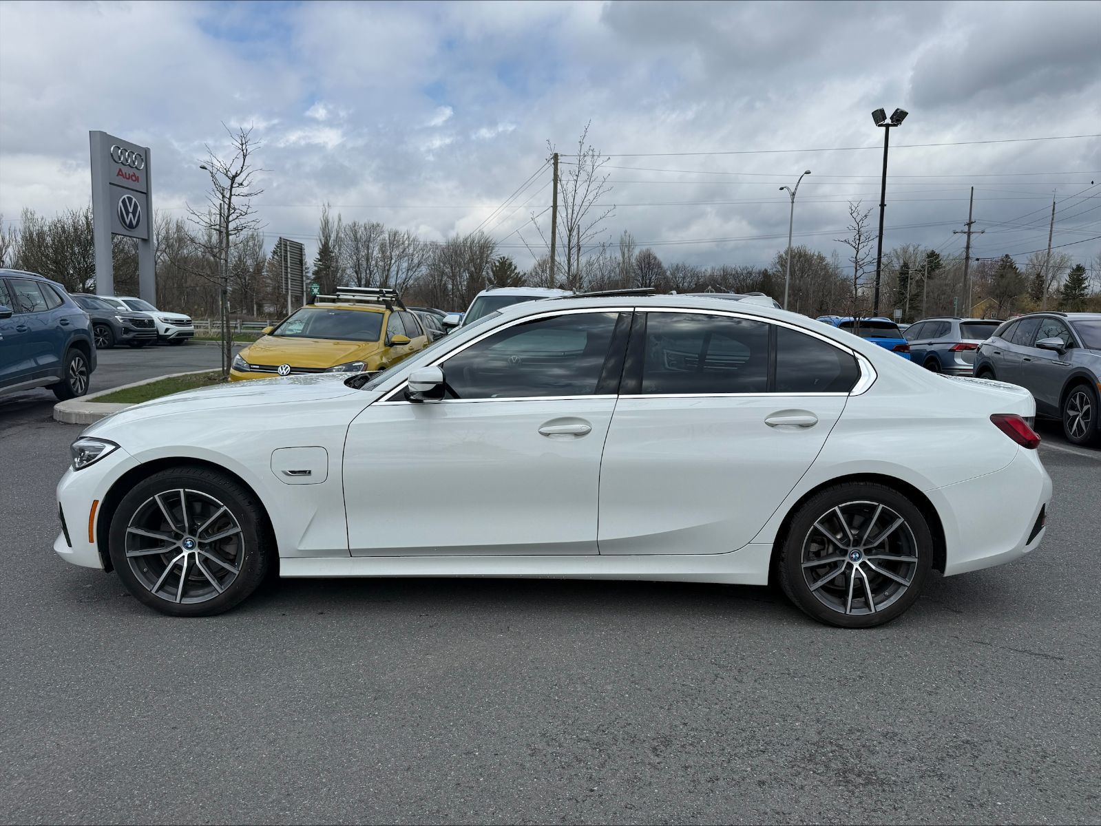BMW 3 Series  2022 à Saint-Bruno-de-Montarville, Québec