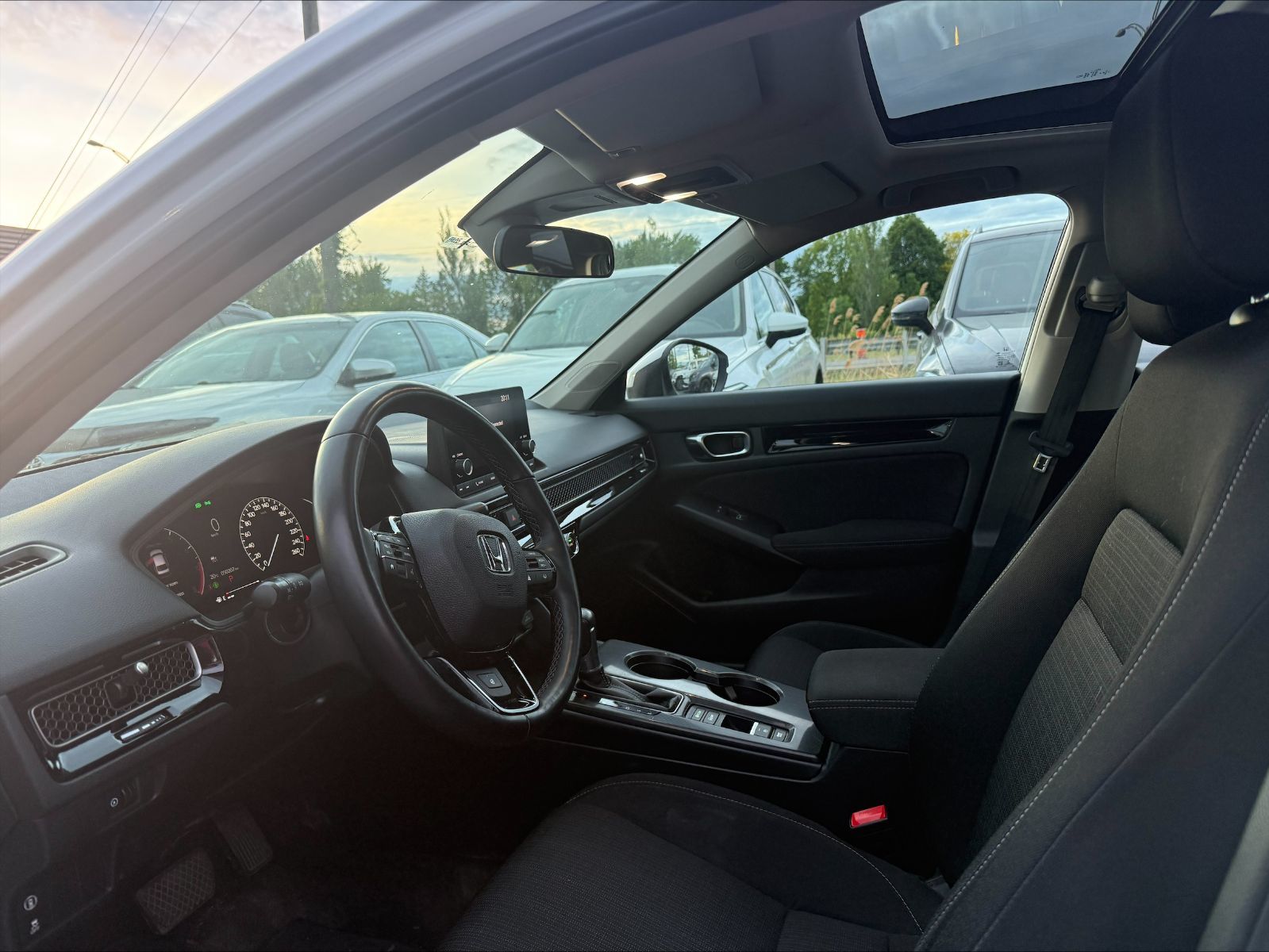 2022 Honda Civic Sedan in Saint-Bruno-de-Montarville, Quebec