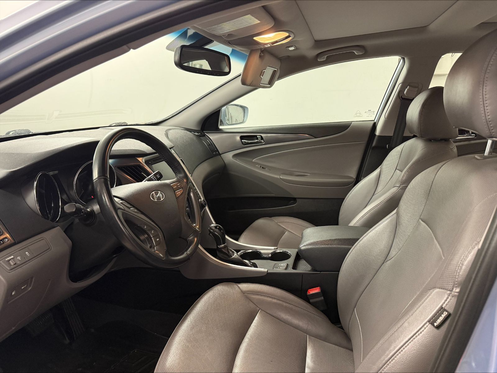 2013 Hyundai Sonata Hybrid in Saint-Bruno-de-Montarville, Quebec