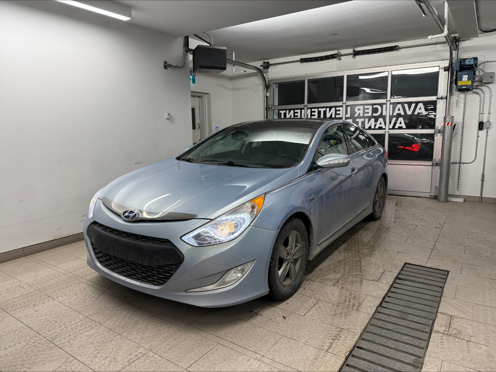 2013 Hyundai Sonata Hybrid in Saint-Bruno-de-Montarville, Quebec